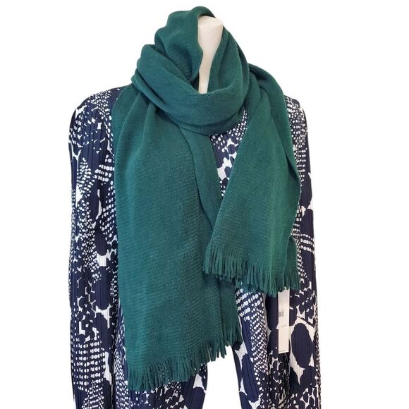 NWT Calvin Klein Lightweight Soft Forest Green Scarf Fringe 80"x14" Silver Logo - Picture 1 of 6
